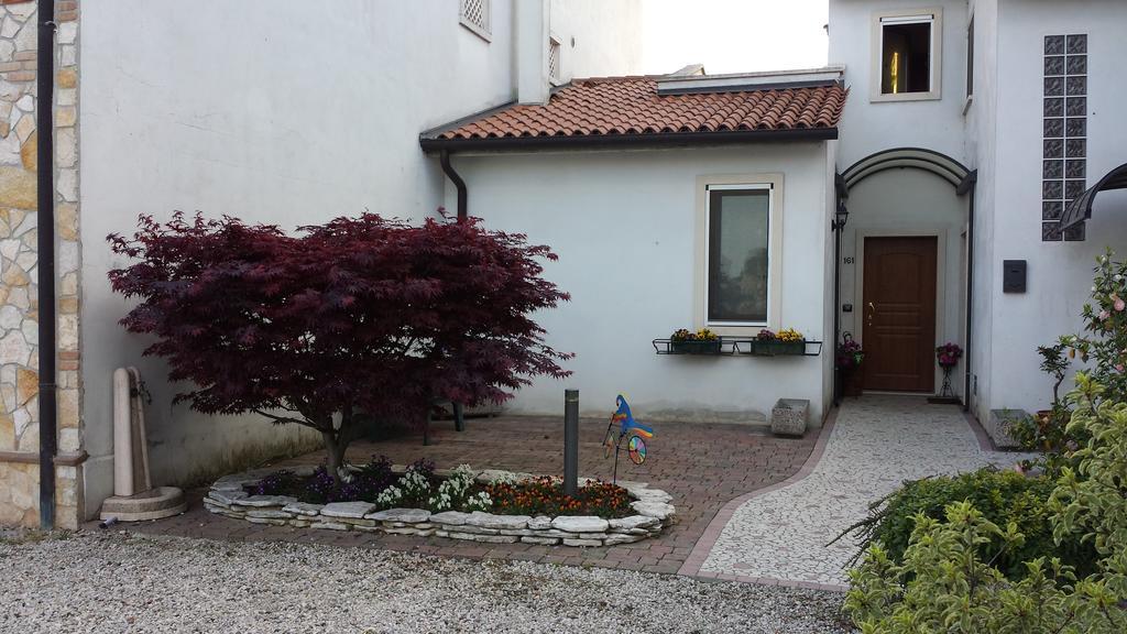 Apartamento Acero Rosso Vicenza Exterior foto